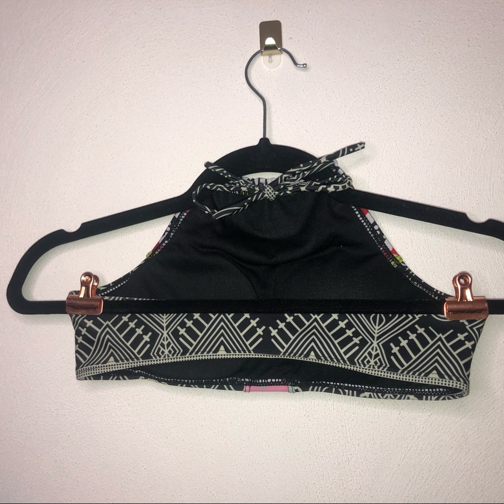 super cute multicolored bathing suit top 🐬NWOT - Picture 2 of 2